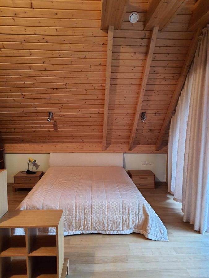 Apartamentai Hunter House Ντρουσκινινκάι Εξωτερικό φωτογραφία