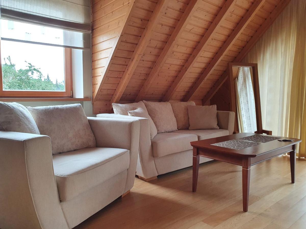 Apartamentai Hunter House Ντρουσκινινκάι Εξωτερικό φωτογραφία