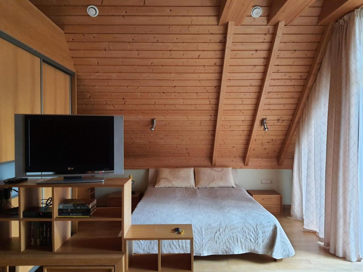 Apartamentai Hunter House Ντρουσκινινκάι Εξωτερικό φωτογραφία